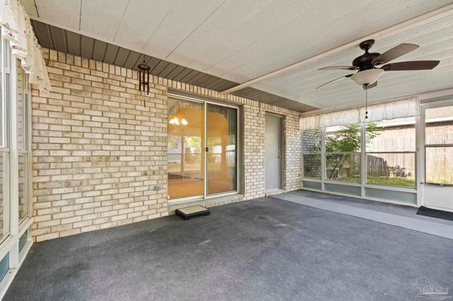 5362 Barbarosa Rd, Gulf Breeze, FL 32563