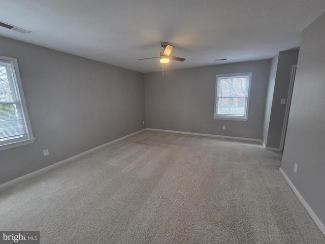 2220 CEDAR MILL CT, Vienna, VA 22182