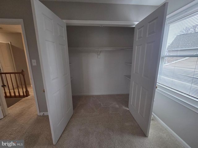 2220 CEDAR MILL CT, Vienna, VA 22182