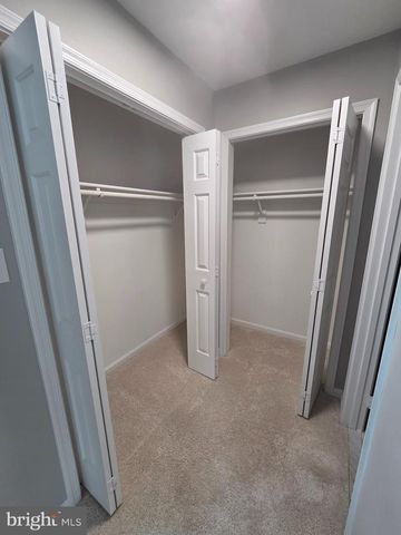 2220 CEDAR MILL CT, Vienna, VA 22182