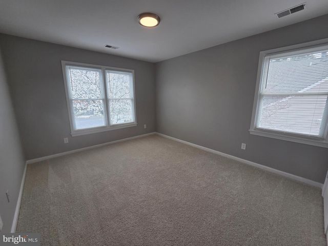 2220 CEDAR MILL CT, Vienna, VA 22182