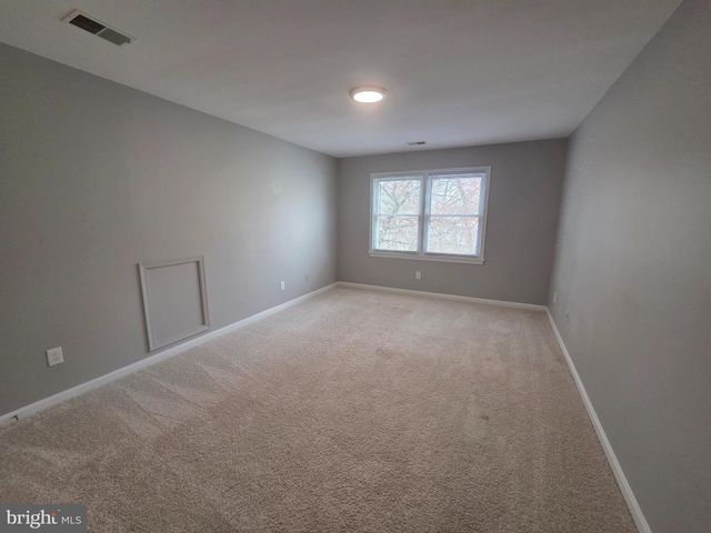 2220 CEDAR MILL CT, Vienna, VA 22182