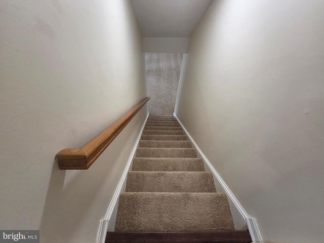 2220 CEDAR MILL CT, Vienna, VA 22182