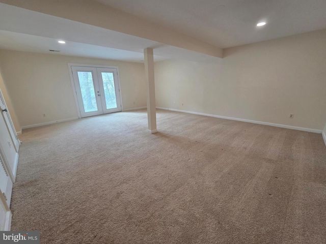 2220 CEDAR MILL CT, Vienna, VA 22182