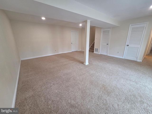 2220 CEDAR MILL CT, Vienna, VA 22182