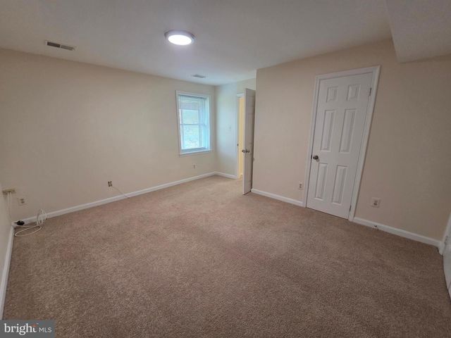 2220 CEDAR MILL CT, Vienna, VA 22182