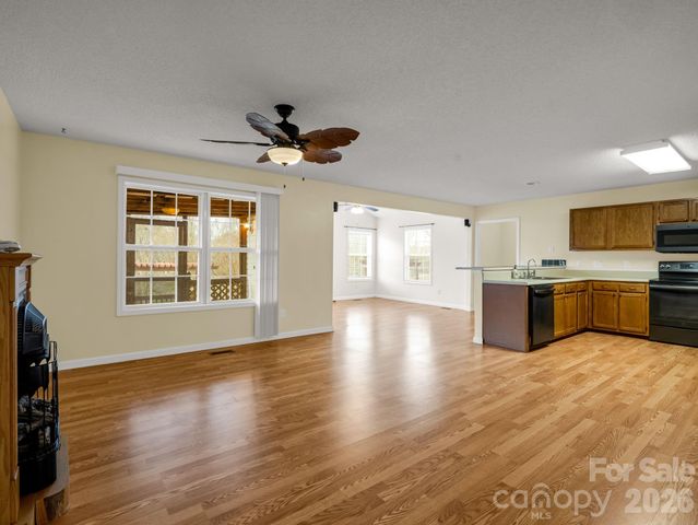 5573 Lennox Drive, Kings Mountain, NC 28086
