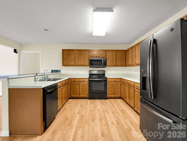 5573 Lennox Drive, Kings Mountain, NC 28086