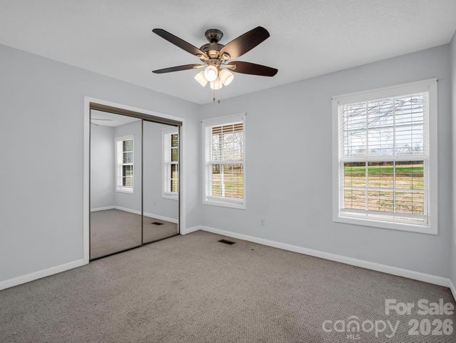 5573 Lennox Drive, Kings Mountain, NC 28086