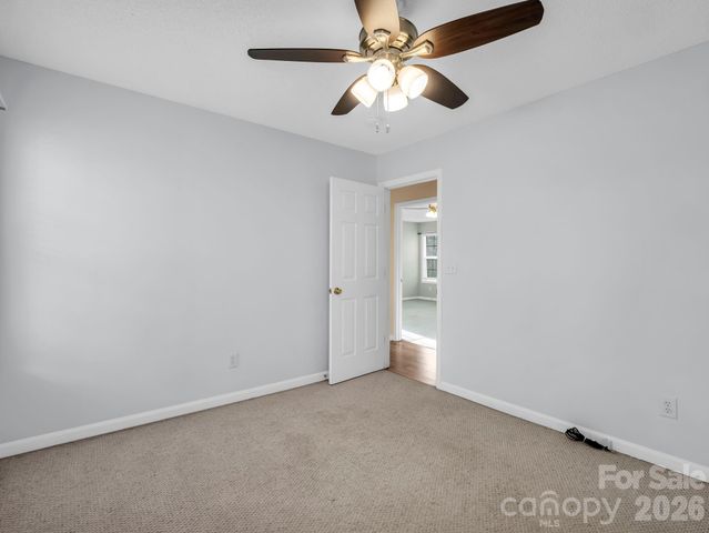 5573 Lennox Drive, Kings Mountain, NC 28086