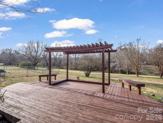 5573 Lennox Drive, Kings Mountain, NC 28086