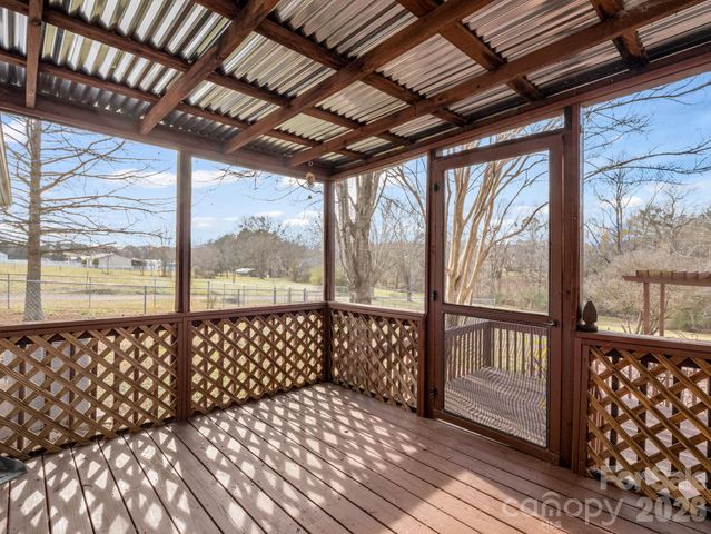 5573 Lennox Drive, Kings Mountain, NC 28086