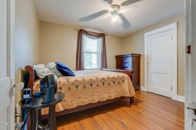 805 Ash Street -, Elizabethton, TN 37643