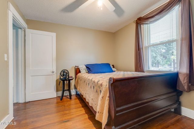 805 Ash Street -, Elizabethton, TN 37643
