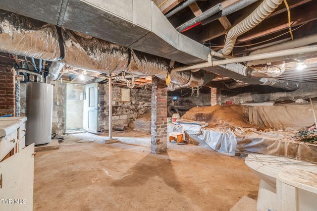 805 Ash Street -, Elizabethton, TN 37643