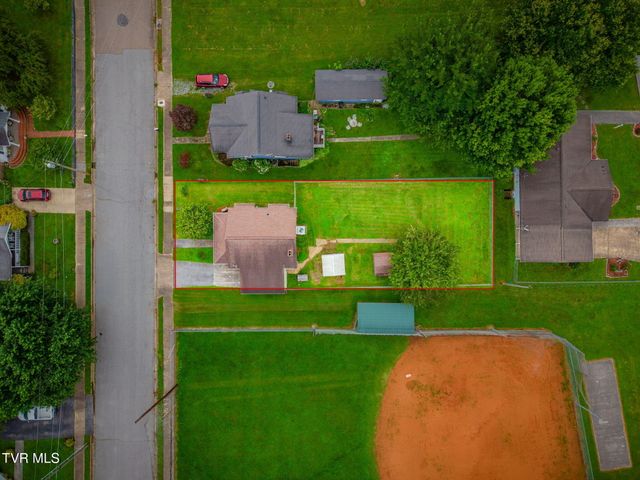 805 Ash Street -, Elizabethton, TN 37643