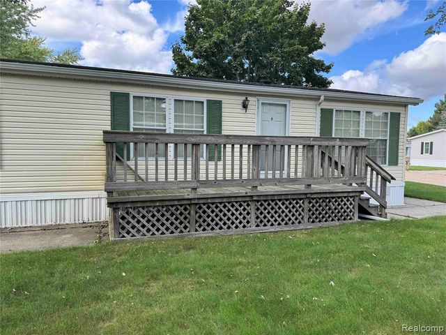 6061 Country Way N, Saginaw, MI 48603