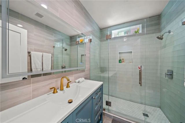 2728 E 1st, Long Beach, CA 90803