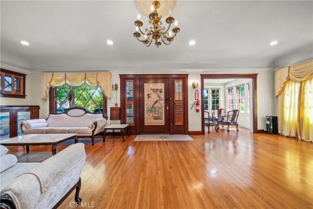 2728 E 1st, Long Beach, CA 90803