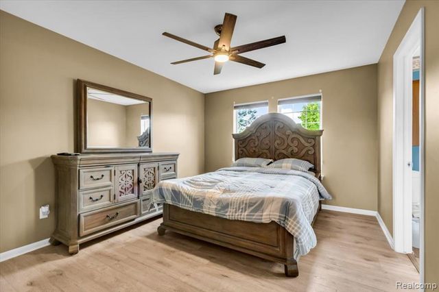 3947 Hunters Circle, Canton, MI 48188
