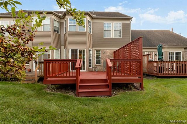 3947 Hunters Circle, Canton, MI 48188