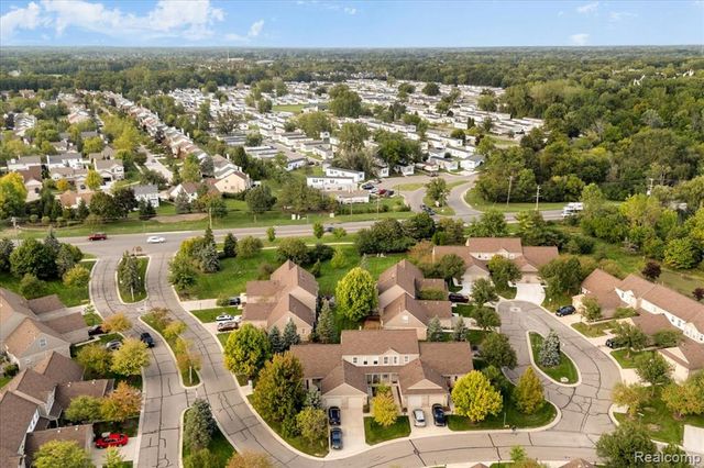 3947 Hunters Circle, Canton, MI 48188