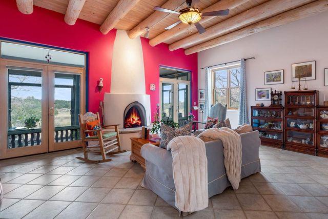 5 Calle Belicia, Santa Fe, NM 87508