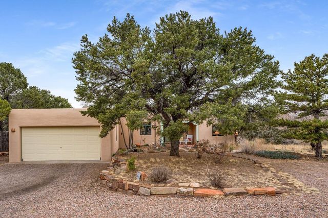 5 Calle Belicia, Santa Fe, NM 87508