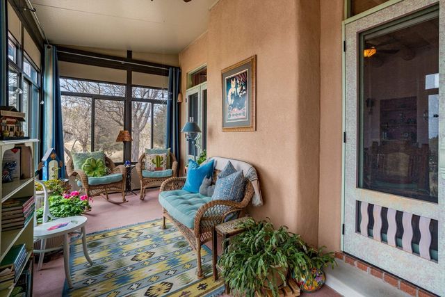 5 Calle Belicia, Santa Fe, NM 87508