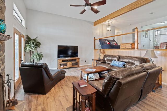 11186 Lakeside Lane, Mabank, TX 75156