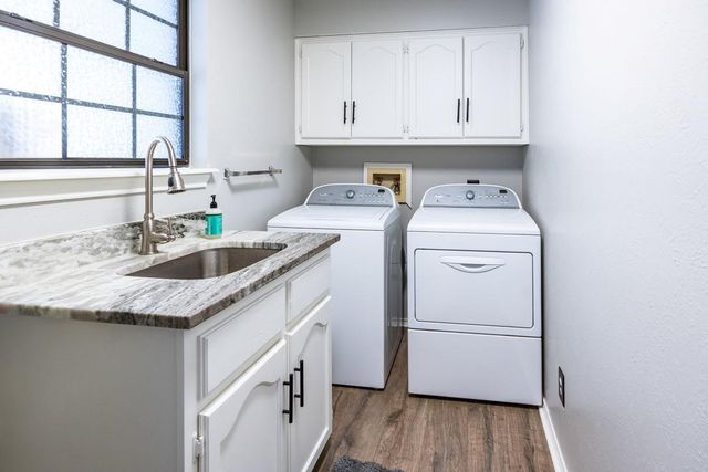 11186 Lakeside Lane, Mabank, TX 75156