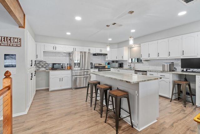 11186 Lakeside Lane, Mabank, TX 75156