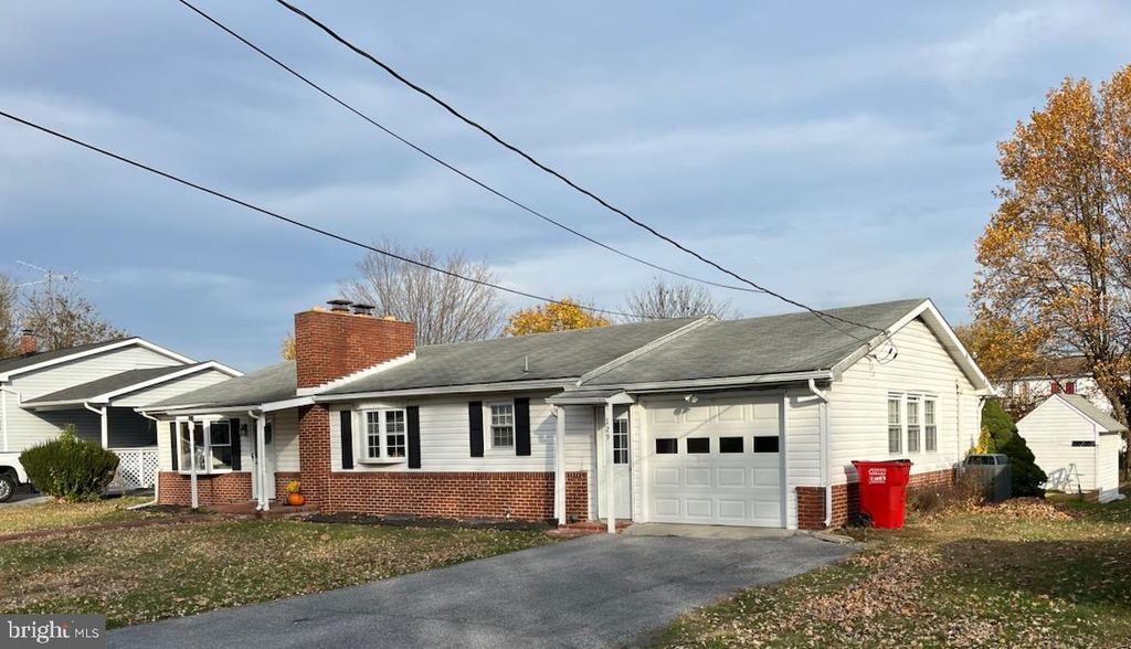 129 BELVIEW DR, Martinsburg, WV 25404