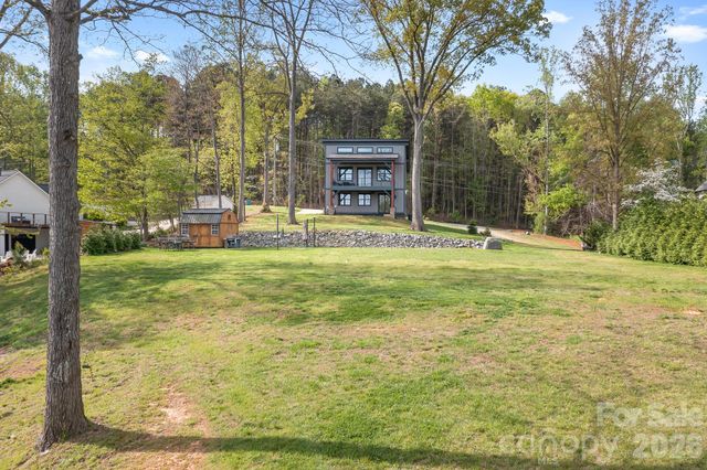 7176 Lynbrook Creek Road, Denver, NC 28037