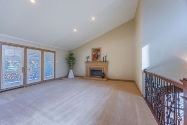 2627 Lakehill Lane, Carrollton, TX 75006