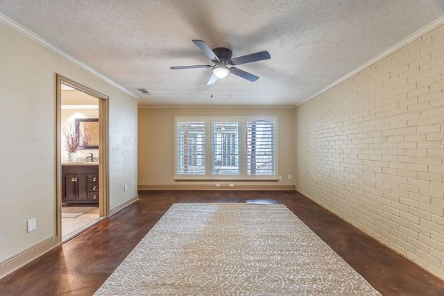 2627 Lakehill Lane, Carrollton, TX 75006