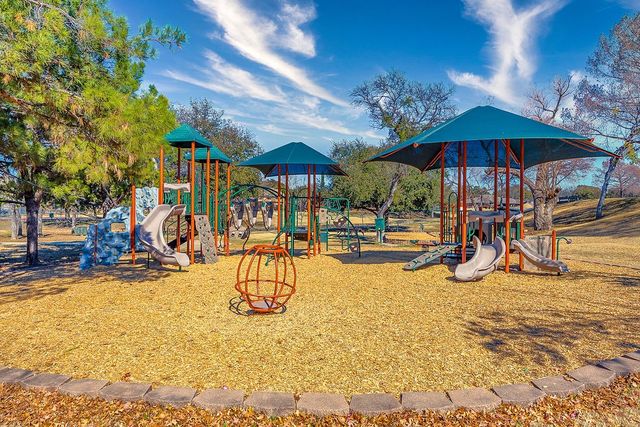 2627 Lakehill Lane, Carrollton, TX 75006