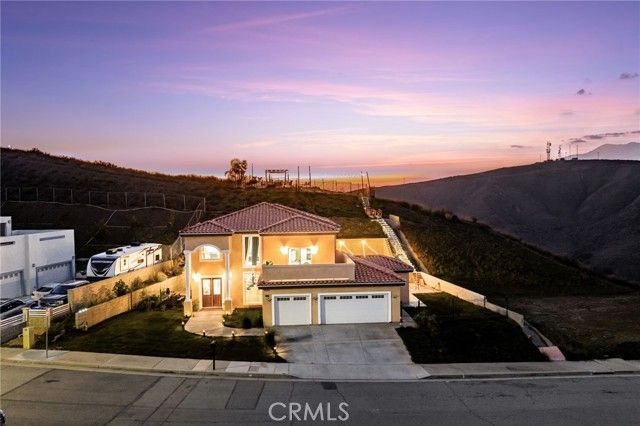 3550 Ridge Line, San Bernardino, CA 92407