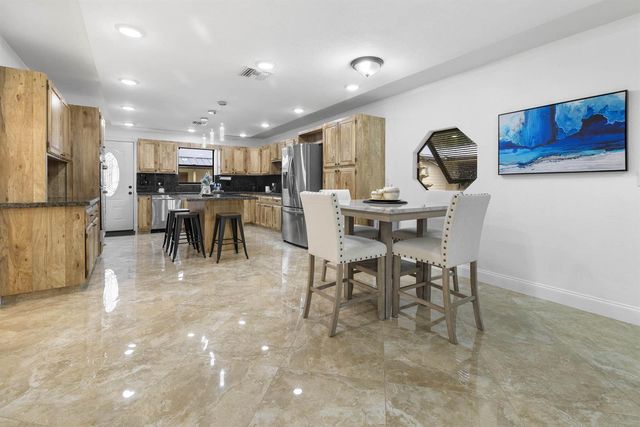 3504 FONTANEDA Avenue, Fort Pierce, FL 34947