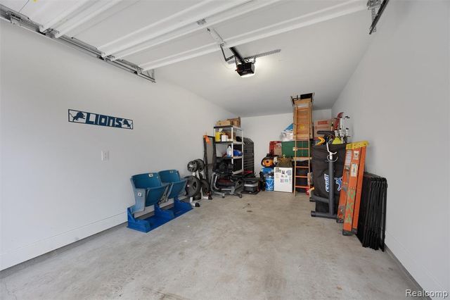 6600 Trillium Village Lane 7, Clarkston, MI 48346