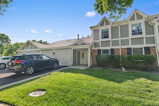 26 Waterbury Lane N2, Schaumburg, IL 60193