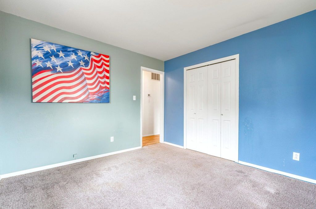 Image 22 of property listing at 555 Vegas Drive, Las Vegas, NM 87701