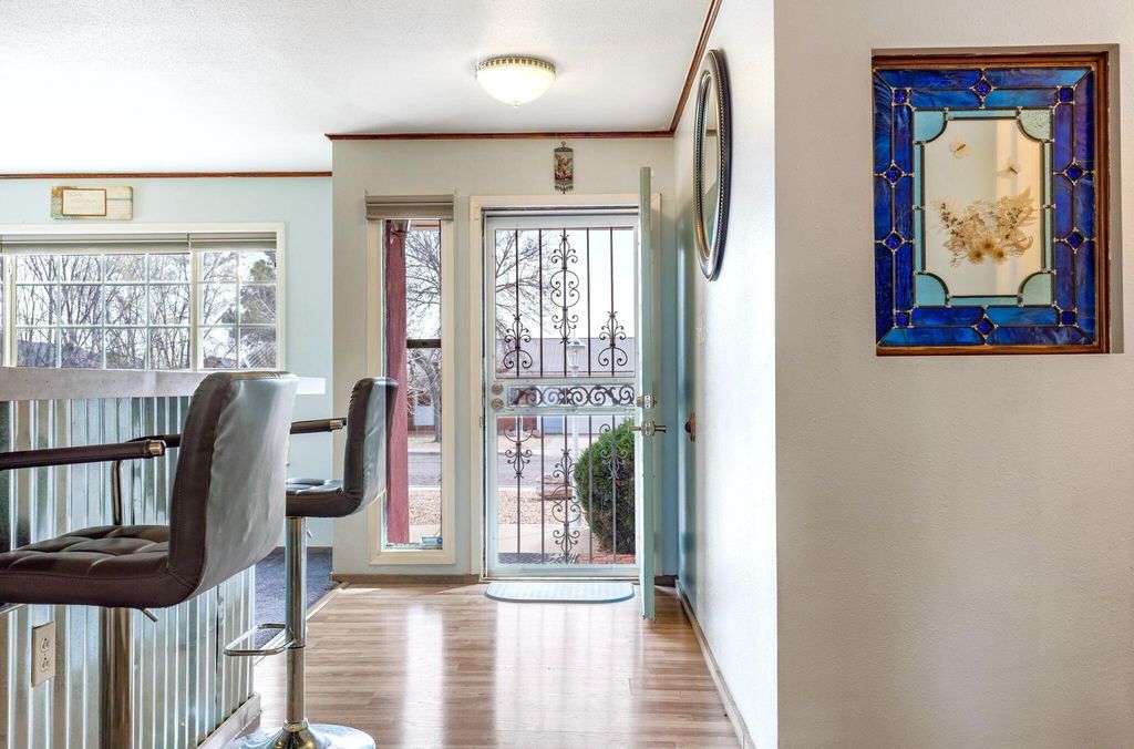 Image 4 of property listing at 555 Vegas Drive, Las Vegas, NM 87701