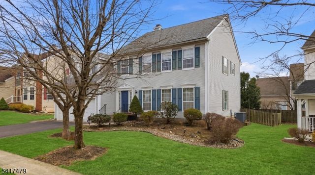 30 Cascades Ter, Branchburg Twp., NJ 08876