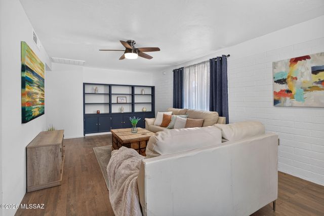 117 W George Truit Street, Corona De Tucson, AZ 85641