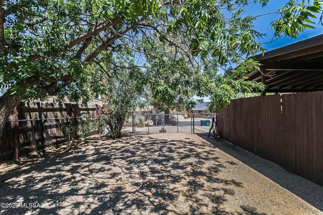 117 W George Truit Street, Corona De Tucson, AZ 85641