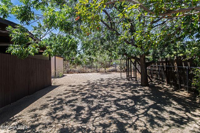 117 W George Truit Street, Corona De Tucson, AZ 85641