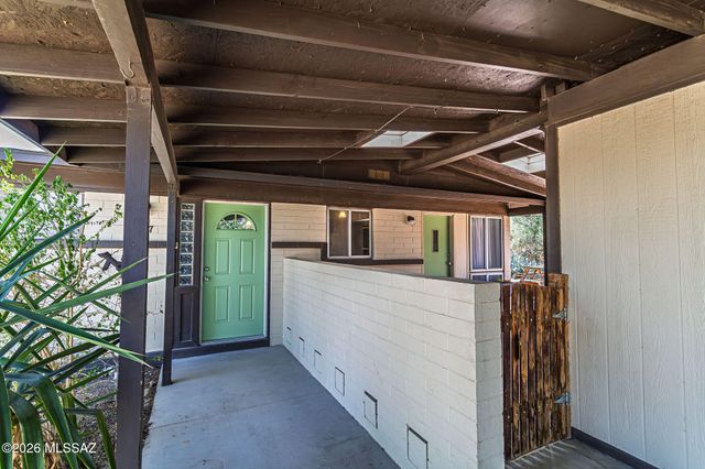 117 W George Truit Street, Corona De Tucson, AZ 85641