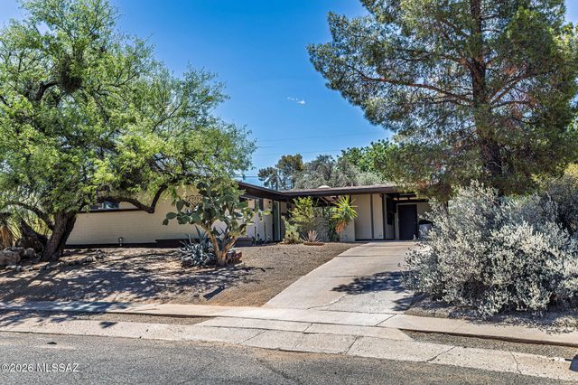 117 W George Truit Street, Corona De Tucson, AZ 85641