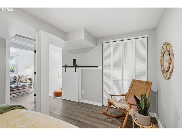 3708 Sw PATTON Rd, Portland, OR 97221